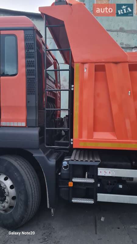 Самосвал MAN TGS 2014 в Киеве