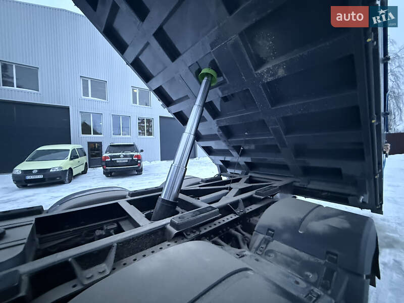 Самоскид MAN TGS 2011 в Умані