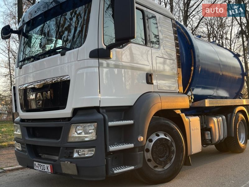 Машина  асенізатор (вакуумна) MAN TGS 2012 в Чернівцях