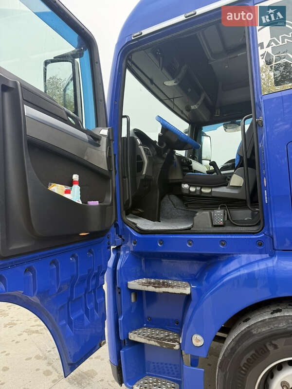 Тягач MAN TGX 18.440 2011 в Черновцах