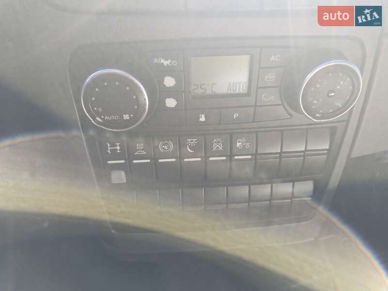 Тягач MAN TGX 18.480 2016 в Гусятине фото 32 Тягач MAN TGX 18.480 2016 в Гусятине