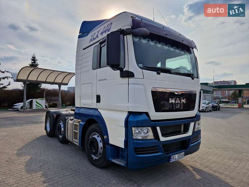 Тягач MAN TGX 26.440 2013 в 