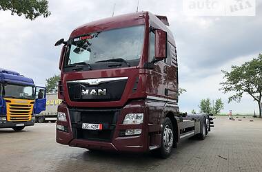 Контейнеровоз MAN TGX 2017 в 