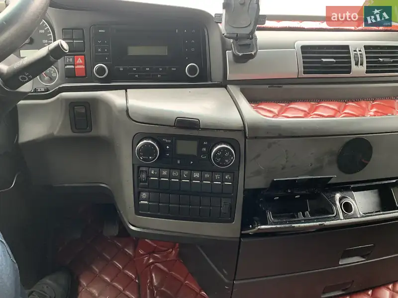 Тягач MAN TGX 2012 в 