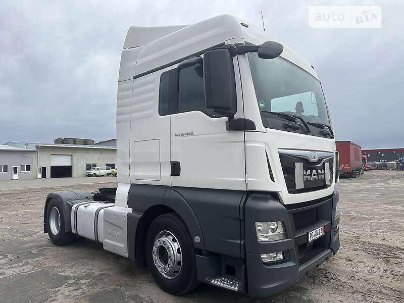 Тягач MAN TGX 2015 в 