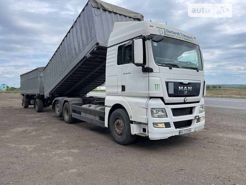 Самосвал MAN TGX 2009 в Гайвороне