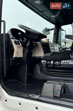 Контейнеровоз MAN TGX 2020 в 