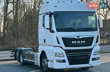 Контейнеровоз MAN TGX 2020 в 