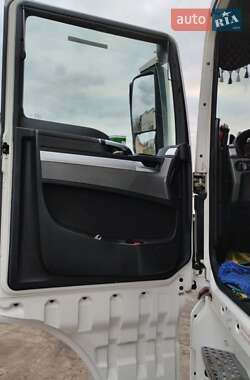 Контейнеровоз MAN TGX 2012 в 