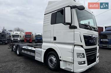 Контейнеровоз MAN TGX 2020 в 