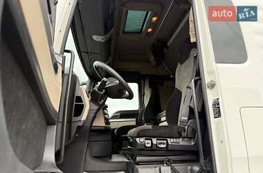 Контейнеровоз MAN TGX 2020 в 