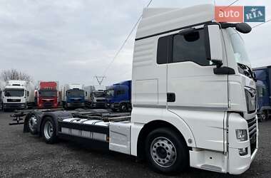 Контейнеровоз MAN TGX 2020 в 
