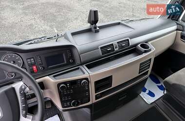 Контейнеровоз MAN TGX 2020 в 