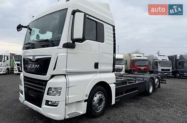 Контейнеровоз MAN TGX 2020 в 