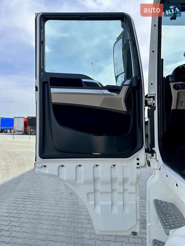 Тягач MAN TGX 2020 в Дубні