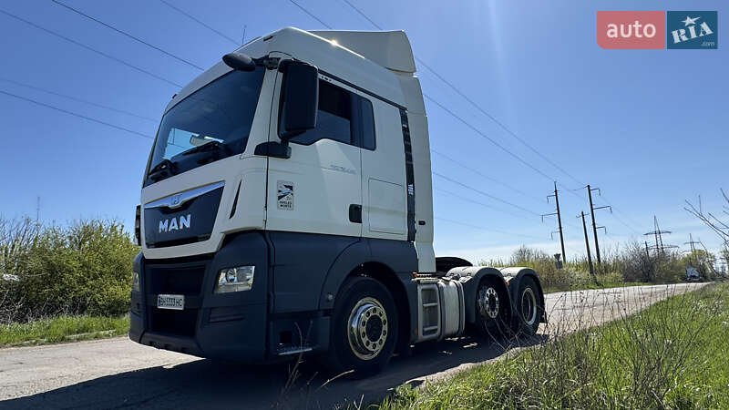 Тягач MAN TGX 2015 в 