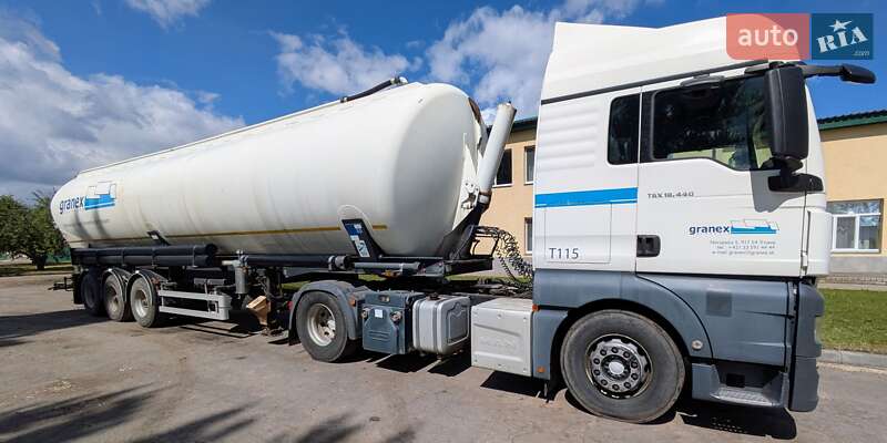 Тягач MAN TGX 2014 в 
