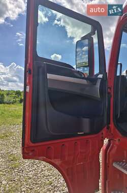 Тягач MAN TGX 2015 в 