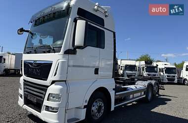 Контейнеровоз MAN TGX 2020 в 