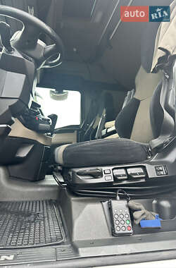 Контейнеровоз MAN TGX 2021 в 