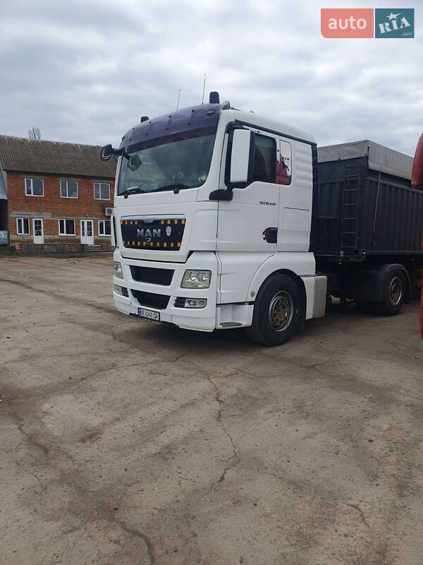 Контейнеровоз MAN TGX 2011 в 