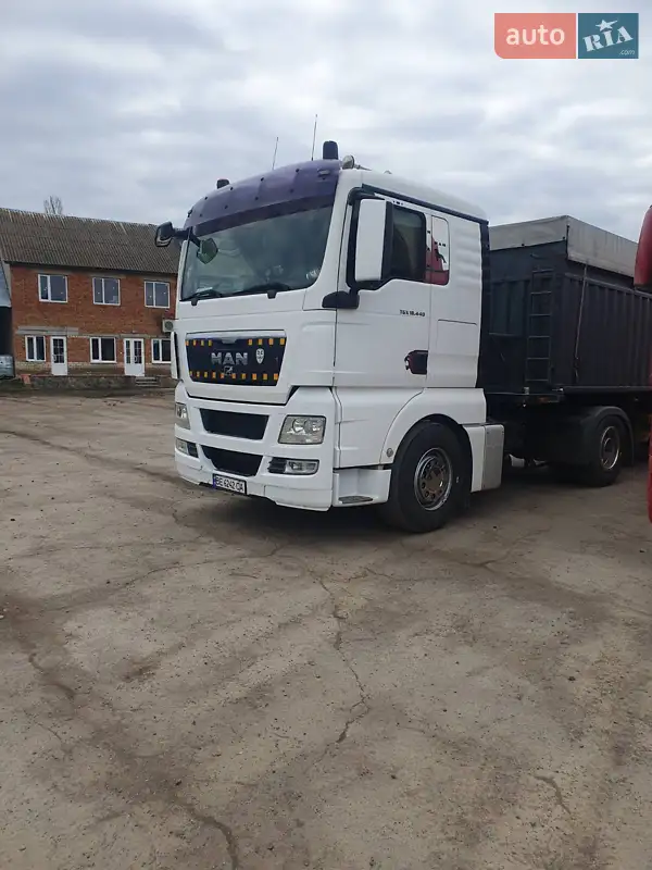 Контейнеровоз MAN TGX 2011 в 