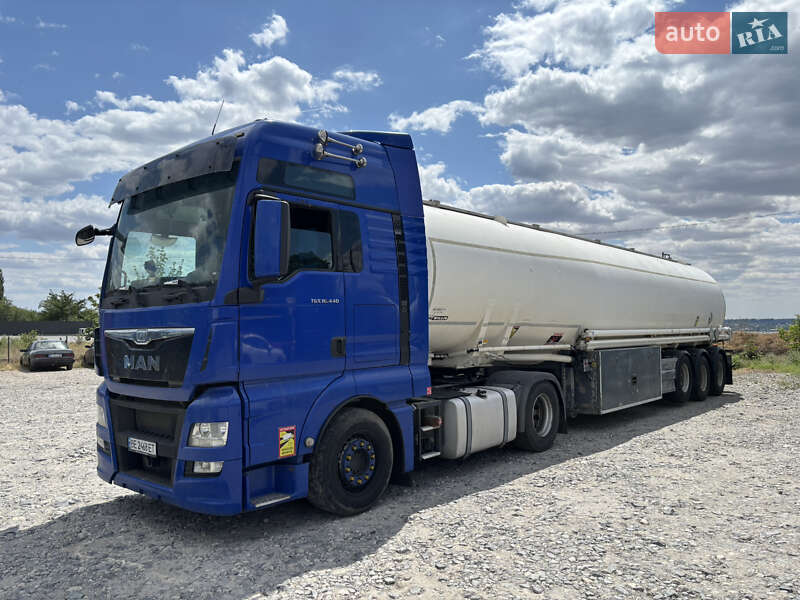 Тягач MAN TGX 2014 в 