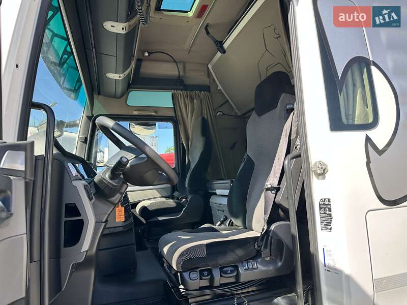 Контейнеровоз MAN TGX 2020 в Заліщиках