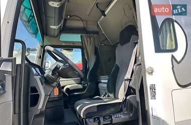 Контейнеровоз MAN TGX 2020 в 