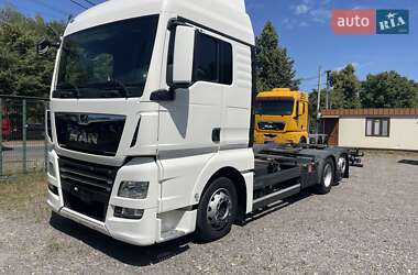 Контейнеровоз MAN TGX 2020 в 