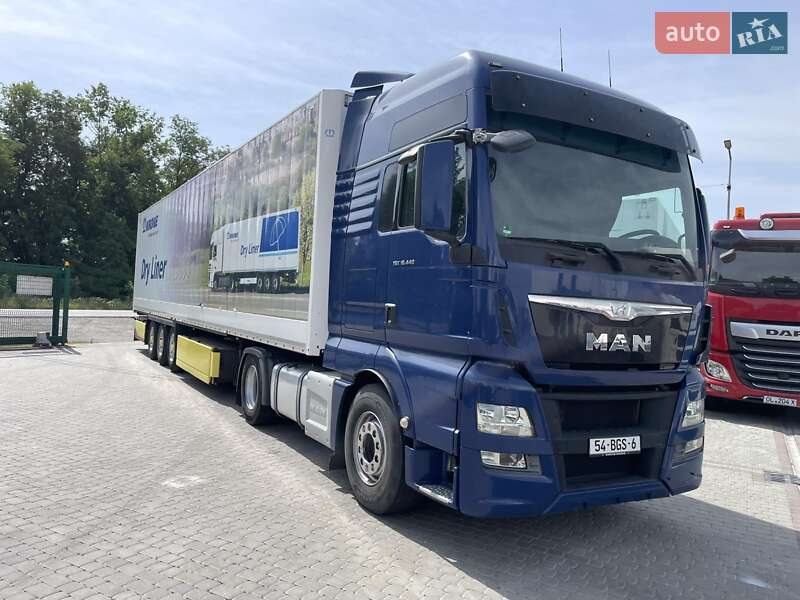 Тягач MAN TGX 2015 в 