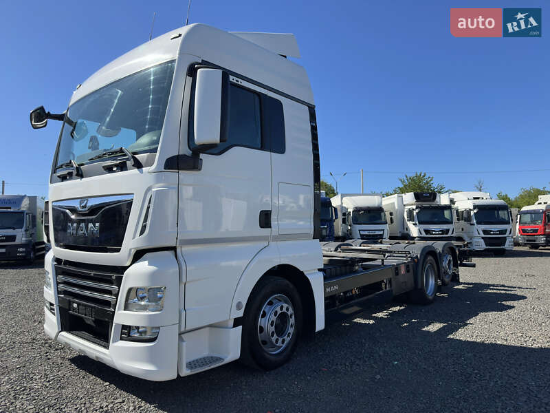 Контейнеровоз MAN TGX 2020 в Луцьку