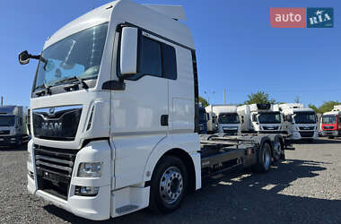 Контейнеровоз MAN TGX 2020 в 