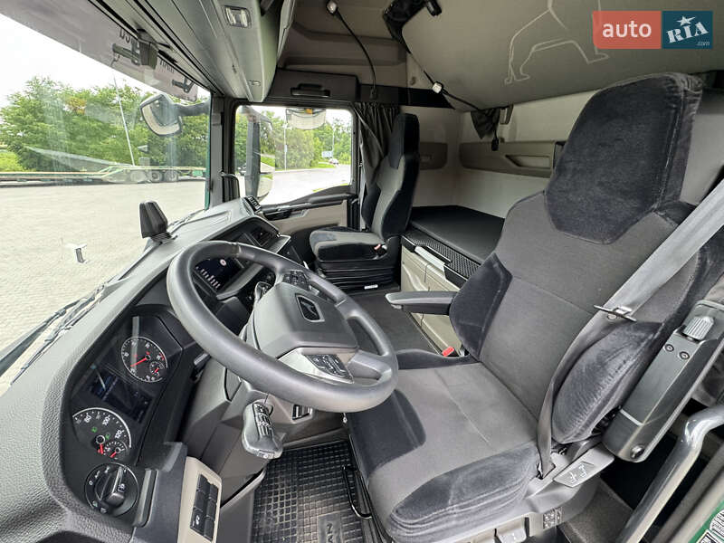 Контейнеровоз MAN TGX 2021 в Луцьку