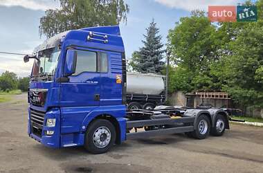 Контейнеровоз MAN TGX 2017 в Черновцах