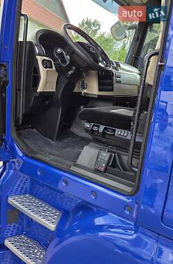 Контейнеровоз MAN TGX 2017 в 
