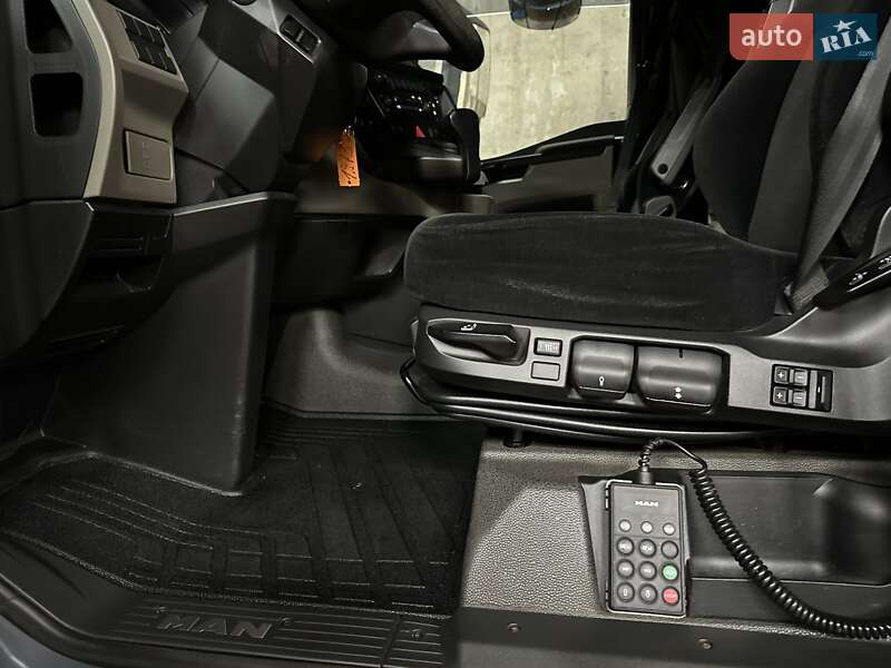 Контейнеровоз MAN TGX 2021 в Киеве