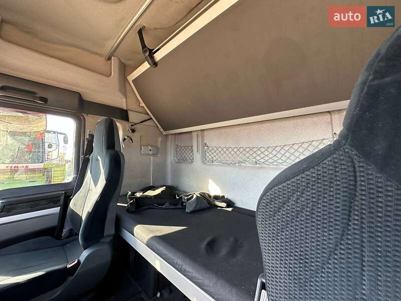 Контейнеровоз MAN TGX 2009 в Києві