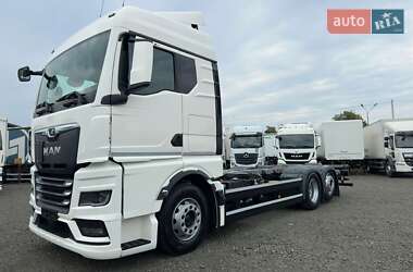 Контейнеровоз MAN TGX 2021 в 