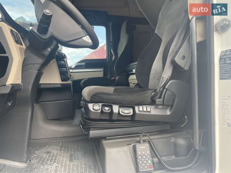 Контейнеровоз MAN TGX 2020 в Чернівцях