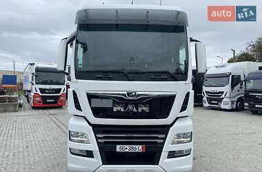 Контейнеровоз MAN TGX 2020 в 