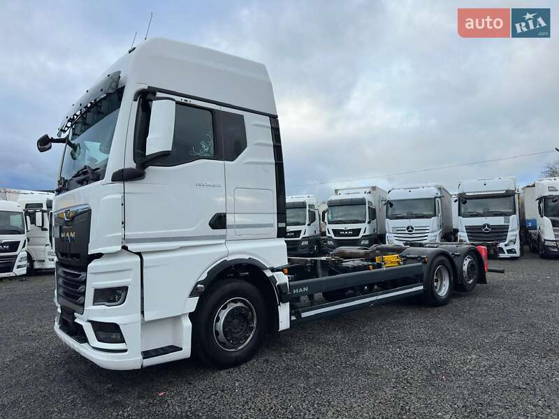 Контейнеровоз MAN TGX 2021 в Луцьку фото 5 Контейнеровоз MAN TGX 2021 в Луцьку