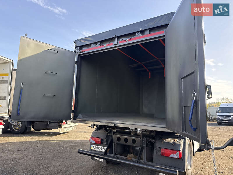 Самоскид MAN TGX 2014 в Києві