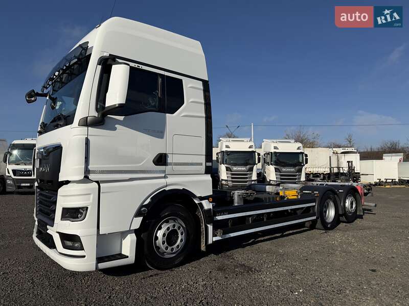 Контейнеровоз MAN TGX 2021 в Луцьку фото 2 Контейнеровоз MAN TGX 2021 в Луцьку