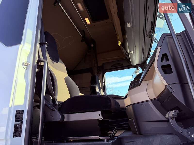Контейнеровоз MAN TGX 2021 в Луцьку фото 33 Контейнеровоз MAN TGX 2021 в Луцьку