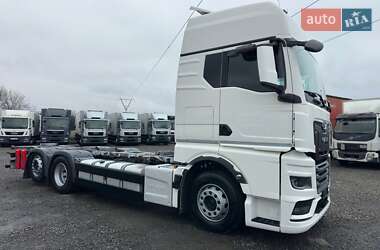Контейнеровоз MAN TGX 2021 в Луцке