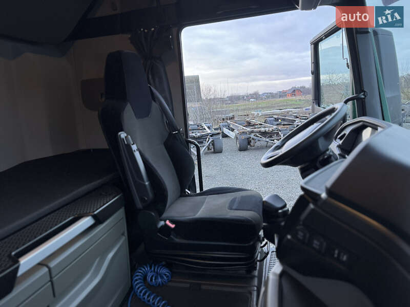 Контейнеровоз MAN TGX 2021 в Луцке