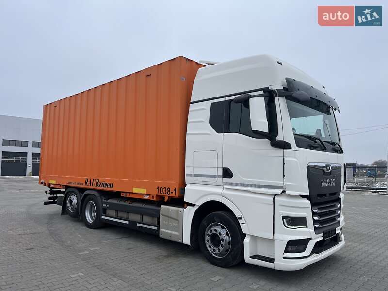 Контейнеровоз MAN TGX 2021 в Черновцах