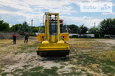 Вилочный погрузчик / Штабелер Manitou MC 1983 в Остроге