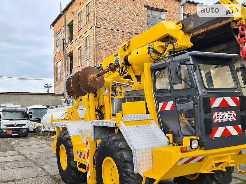 Бурова установка Manitou MC 2000 в Чернівцях